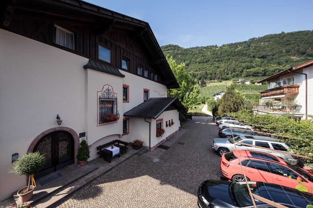 Apartments Feyerlin Lana Buitenkant foto
